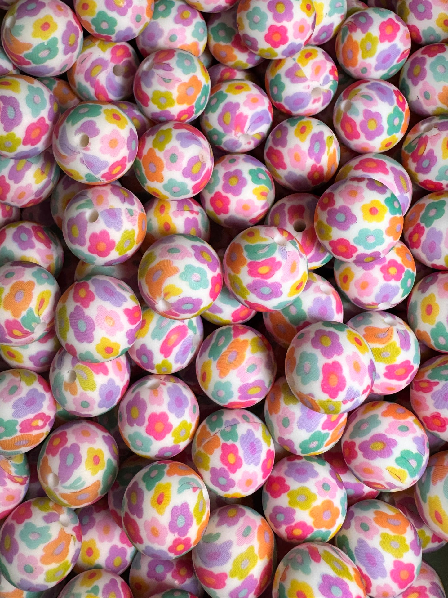 Bright Daisies 15mm Printed Silicone Bead