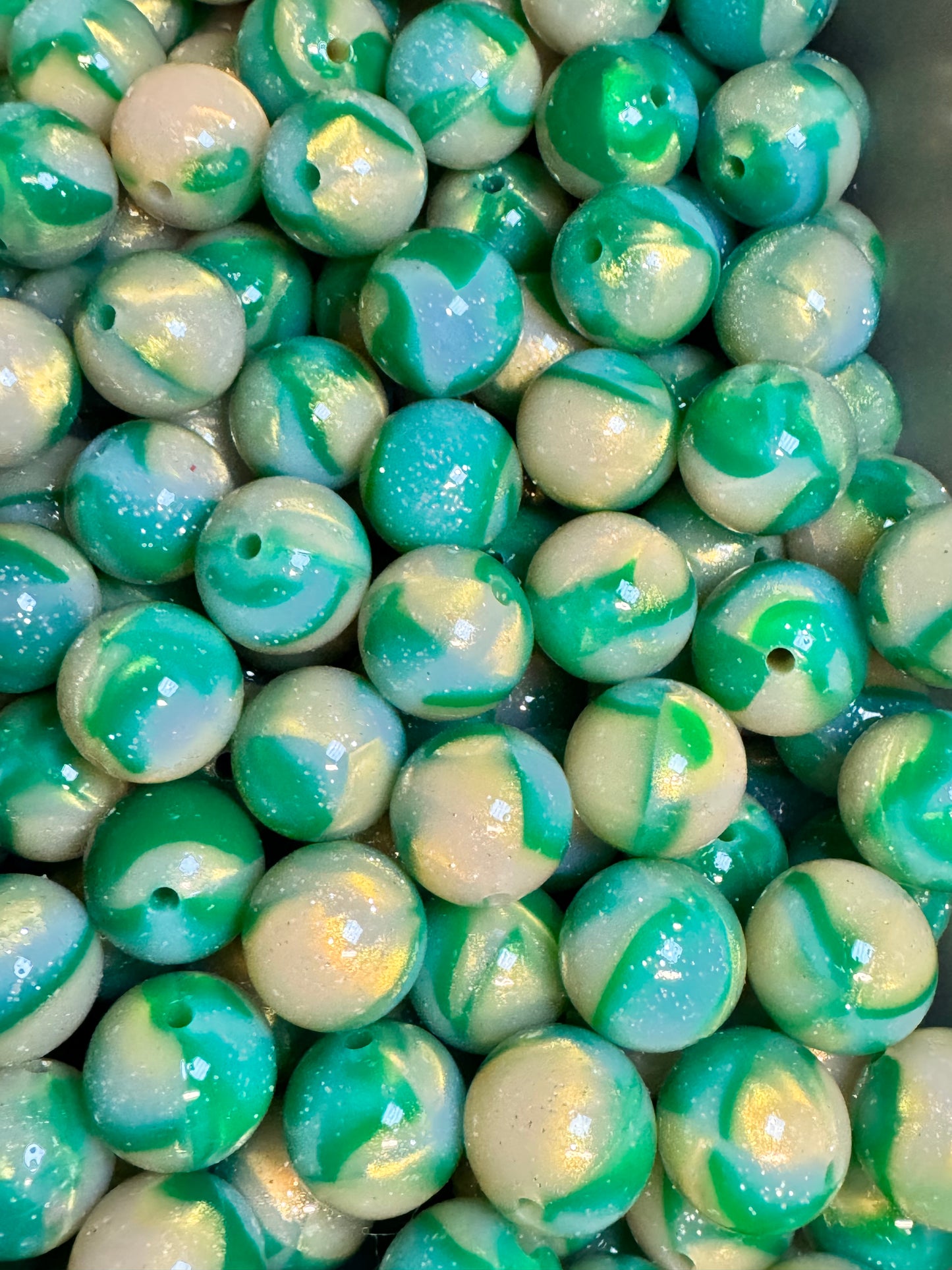 Green and Gold Swirl 15mm Jelly Silicone Glitter Bead