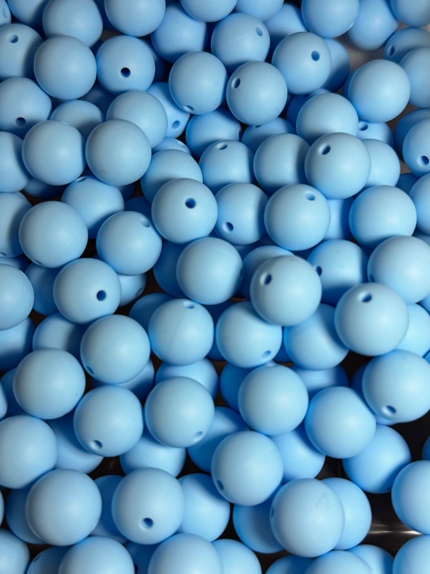 Icy Blue 15mm Solid Color Silicone Bead