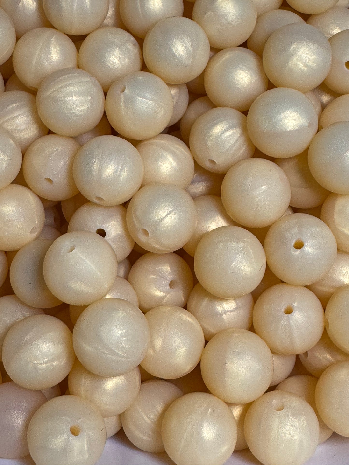 Light Gold Pearl 15mm Solid Color Silicone Bead