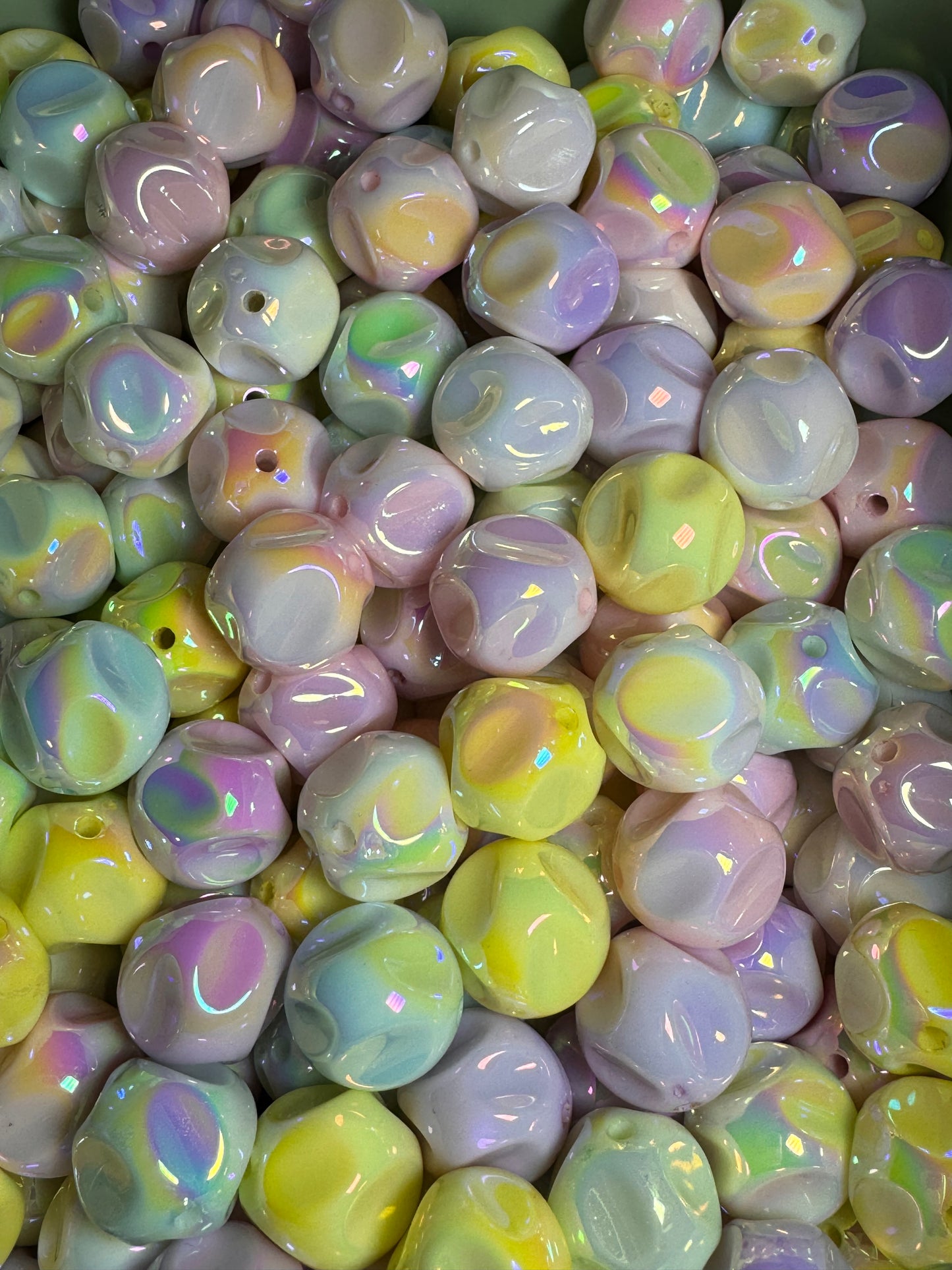 16mm Pinched Acrylic Beads (10)