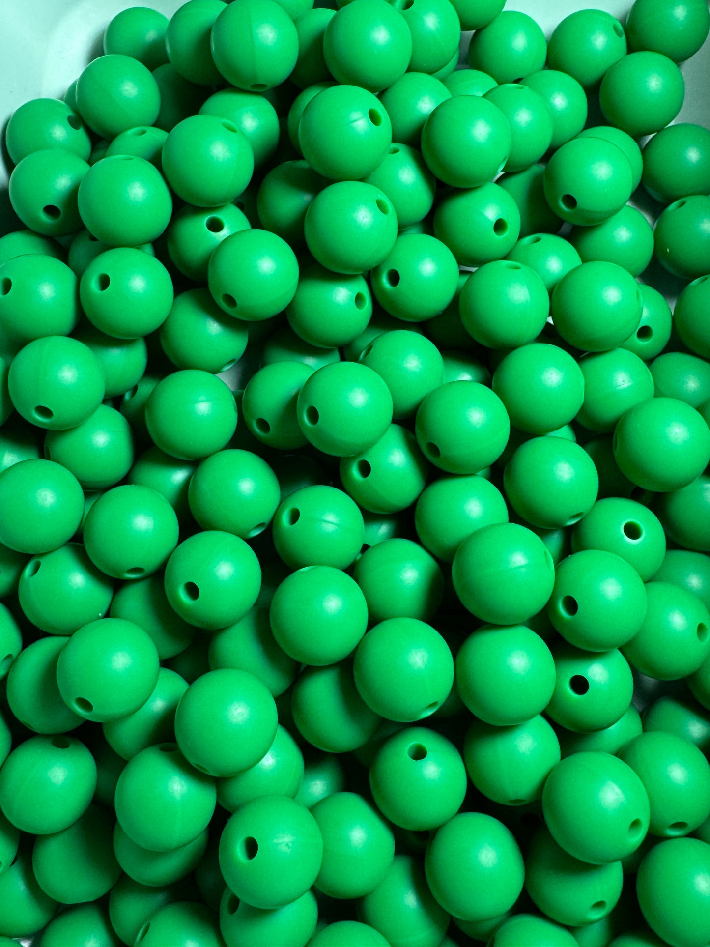 Christmas Green 12mm Solid Color Round Bead