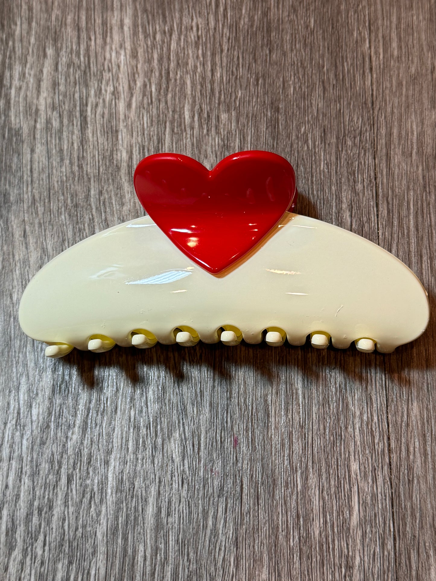 Red Heart Top Large Claw Hair Clip