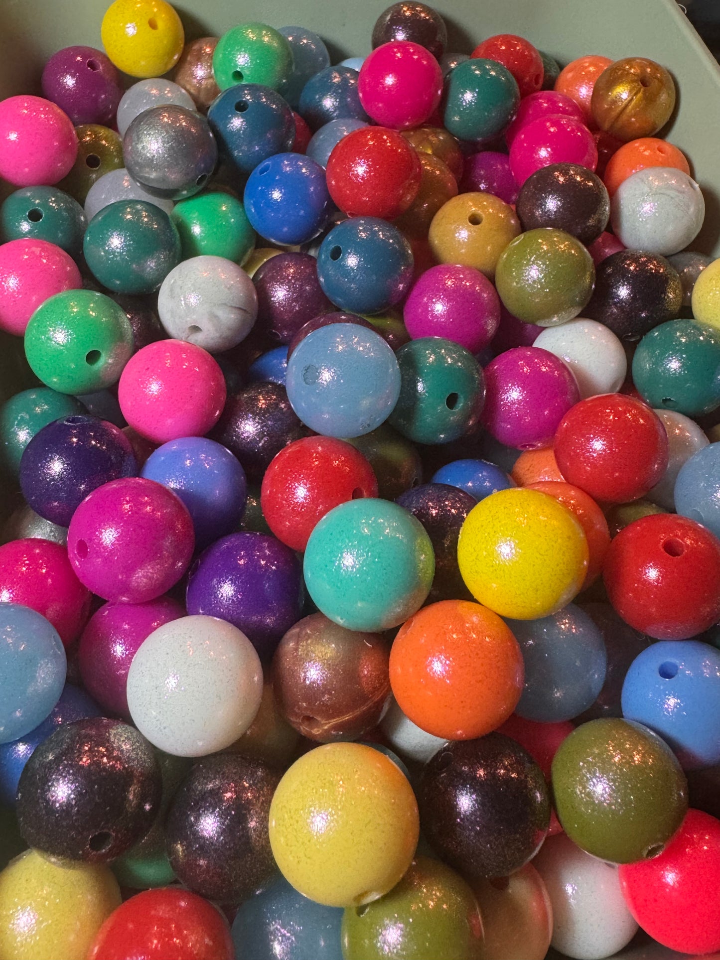 15mm Pearlescent Beads (Mix of 50)