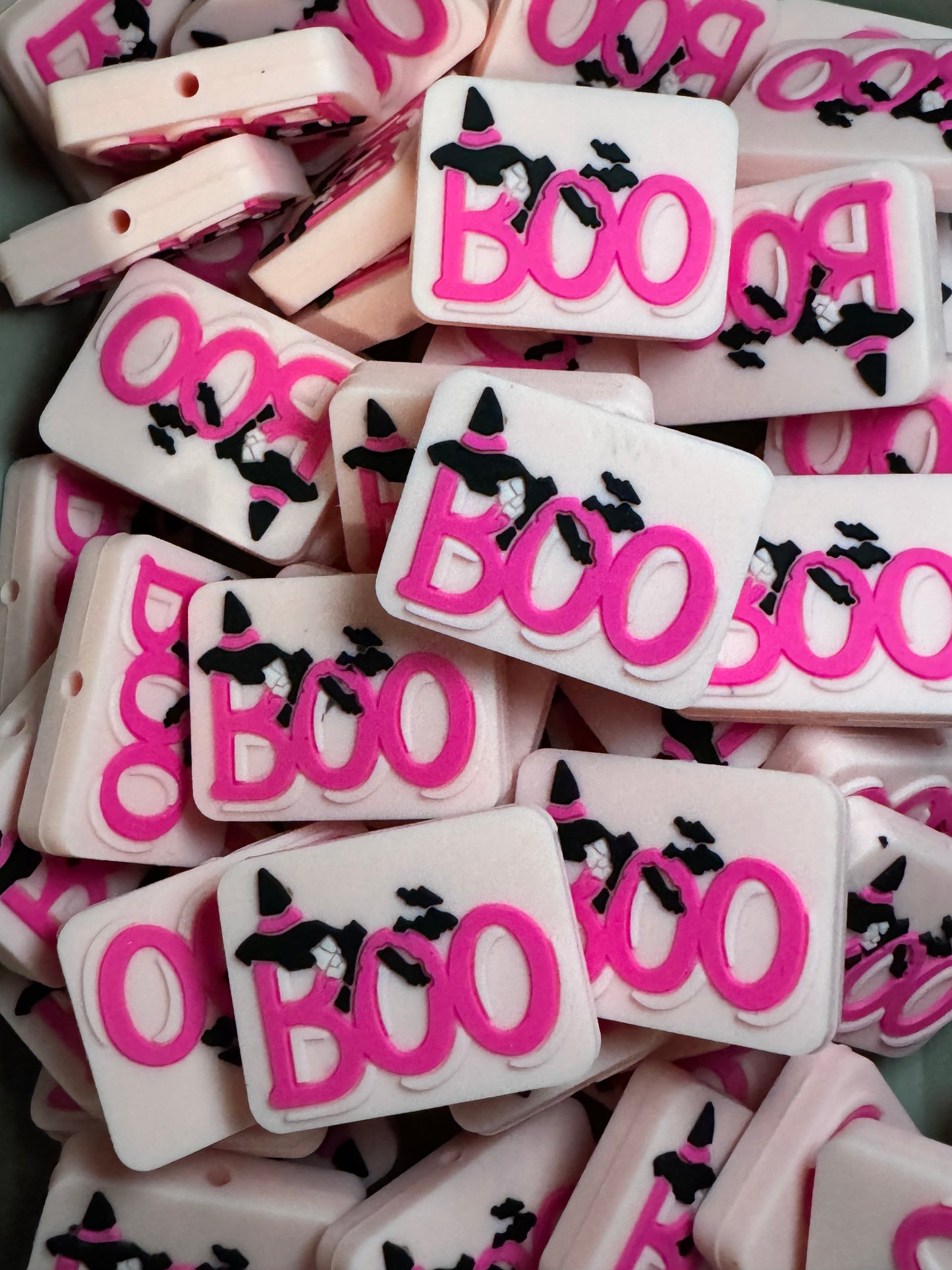 Boo Pink Silicone Focal