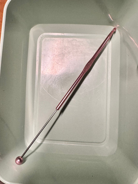 4.0mm Pink Beadable Crochet Hook