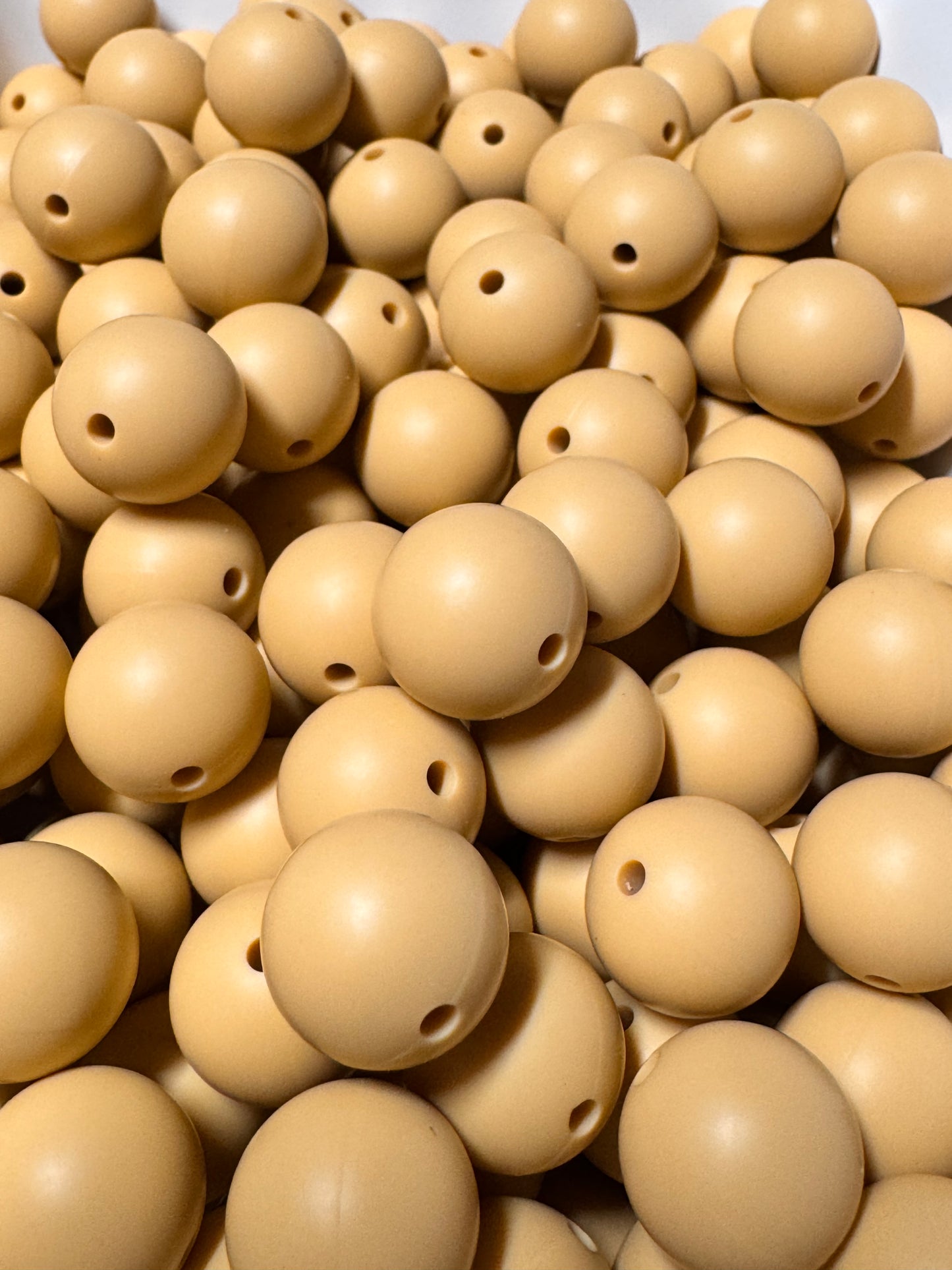 Barley 15mm Solid Color Silicone Bead