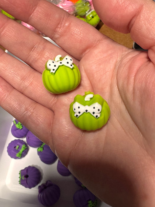 3D Lime Pumpkin with Bow Silicone Focal