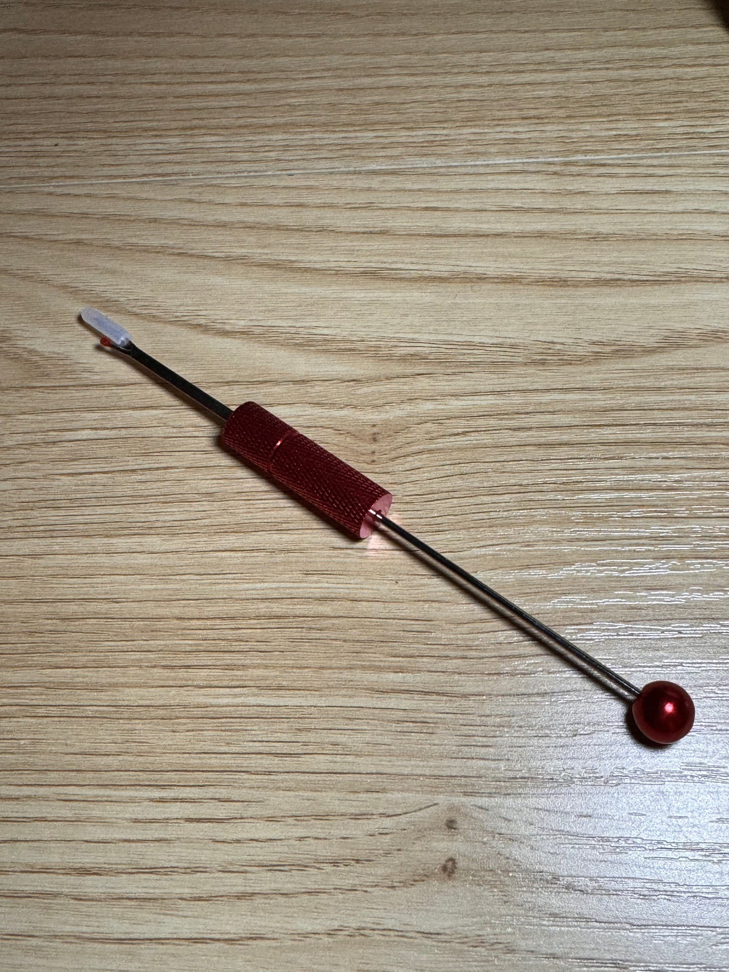 Red Beadable Small Tip Seam Rippers