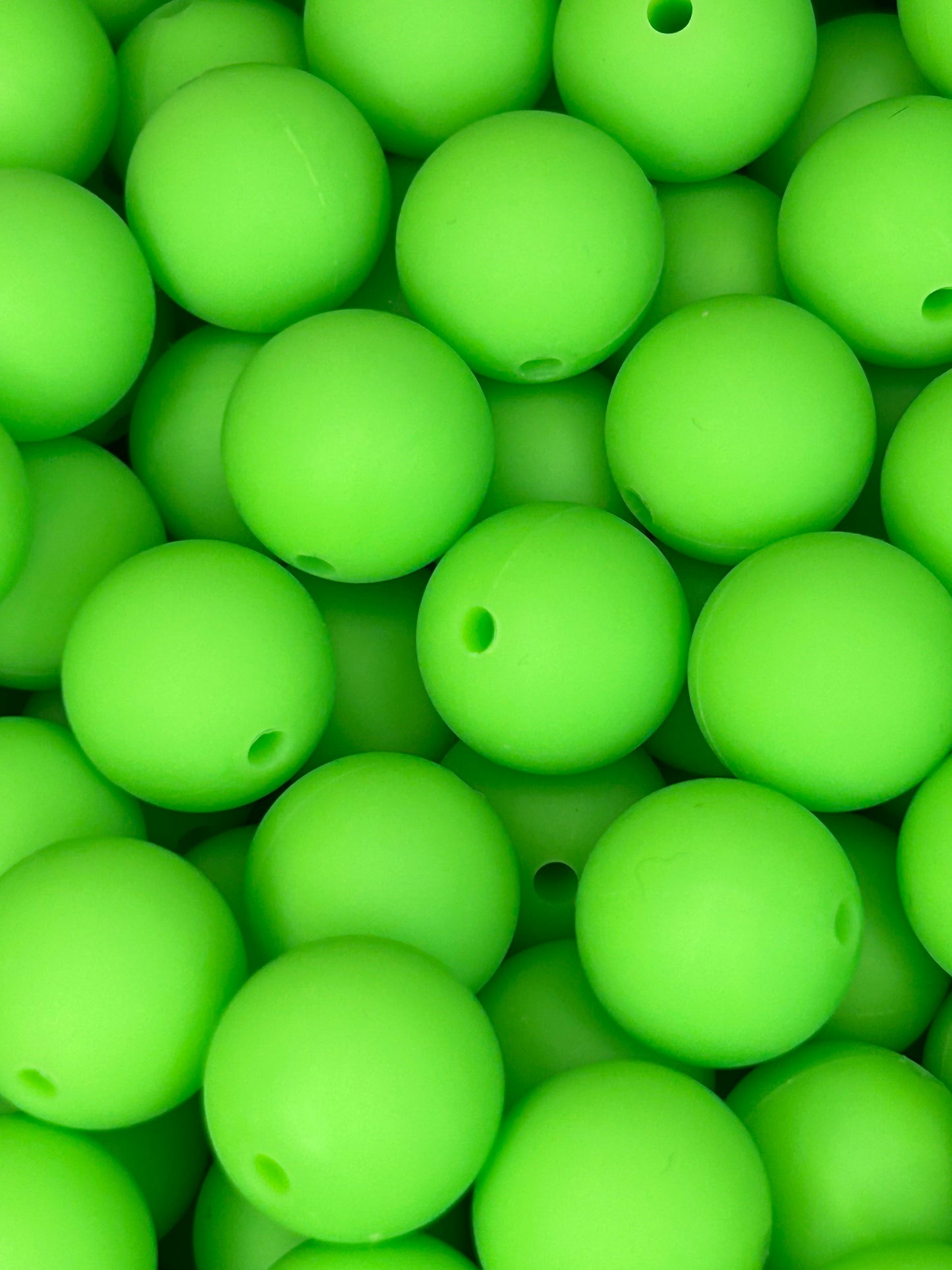 Keylime Green 15mm Solid Color Silicone Bead