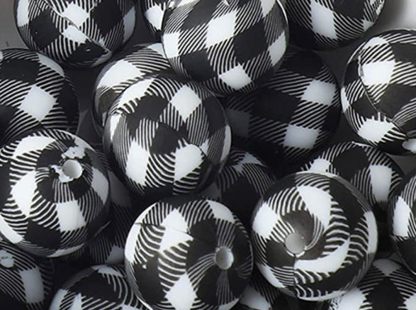 White and Black Plaid 15mm Printed Bead