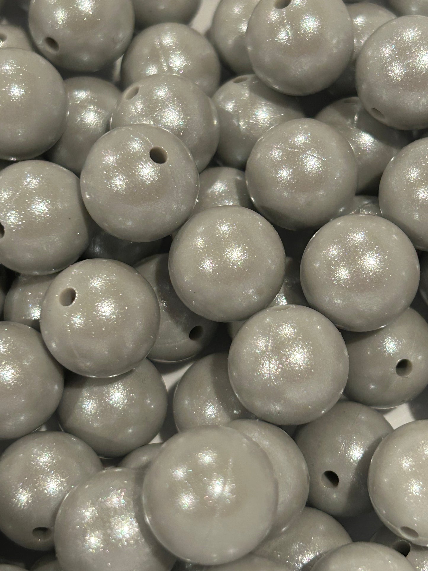 Light Gray 15mm Shimmery Bead